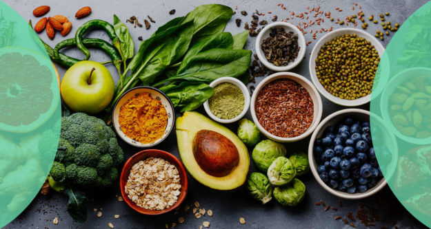 intolleranze-o-allergie-facciamo-chiarezza (1) frutta e verdura su un tavol